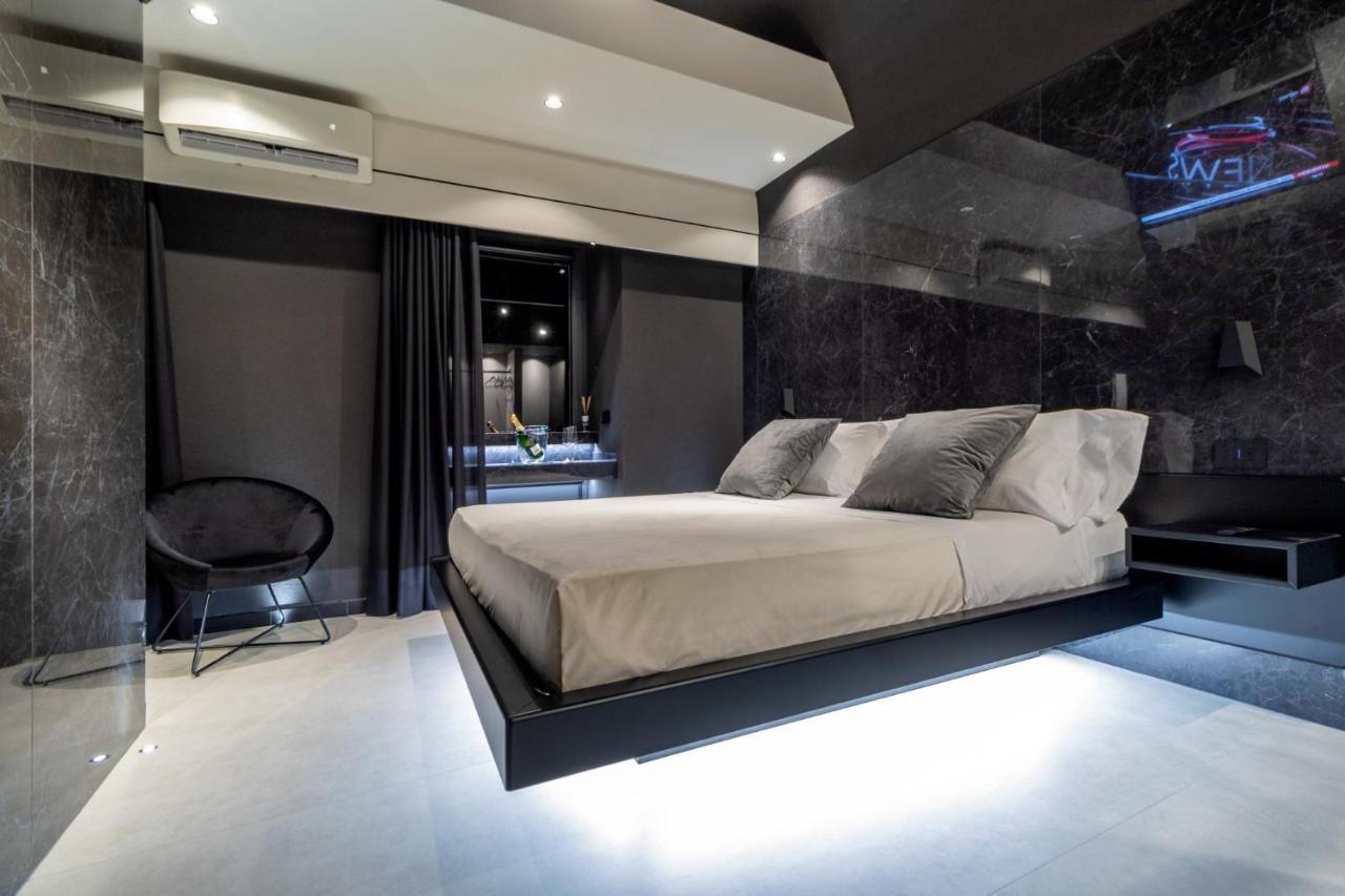 4 Suites " Unconventional Living Rooms " Catânia Exterior foto