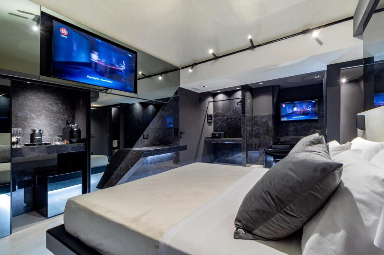 4 Suites " Unconventional Living Rooms " Catânia Exterior foto